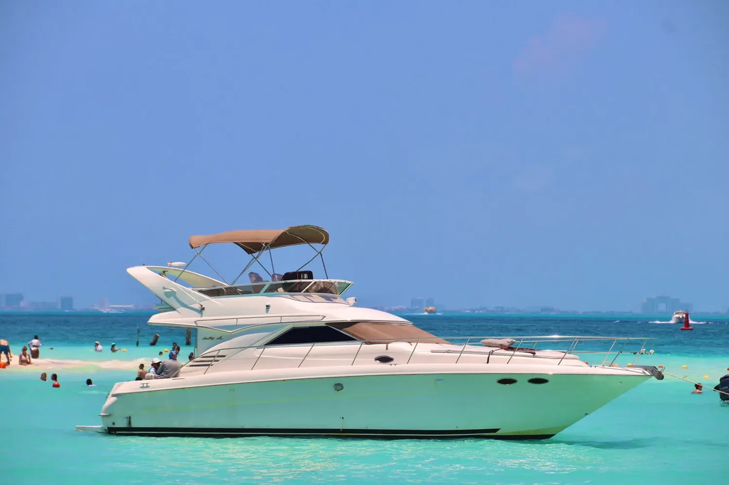 Sea Ray 46 Flybridge — photo 1