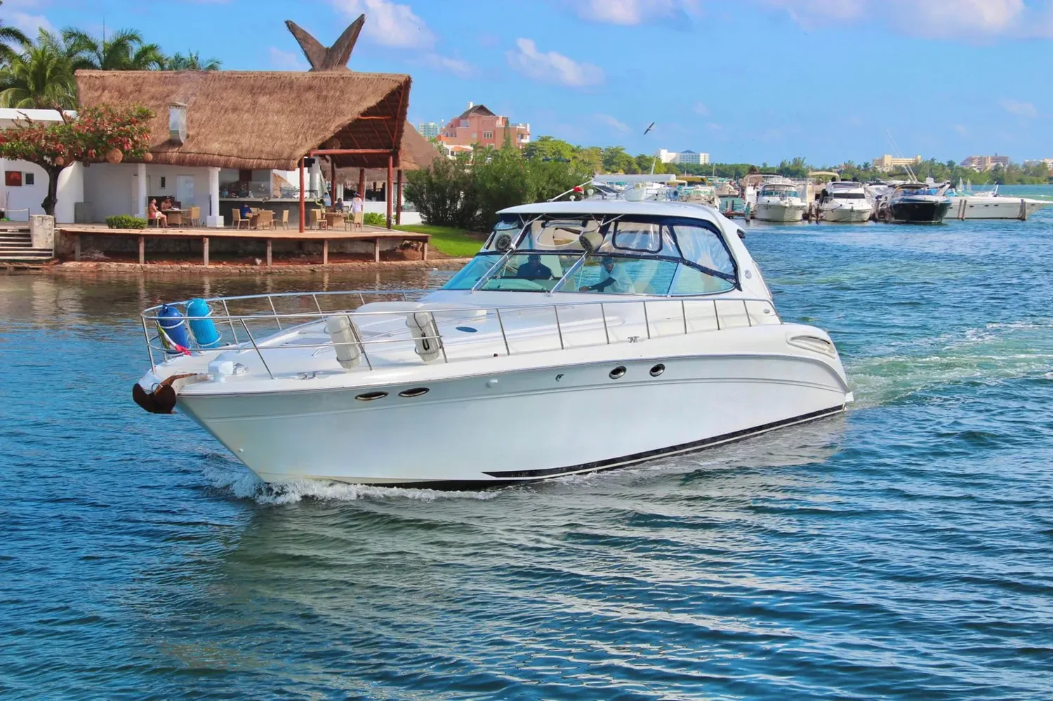 Sea Ray 60 — photo 2