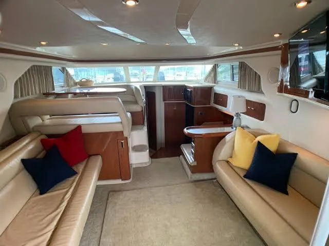 Sea Ray 46 Flybridge — photo 6