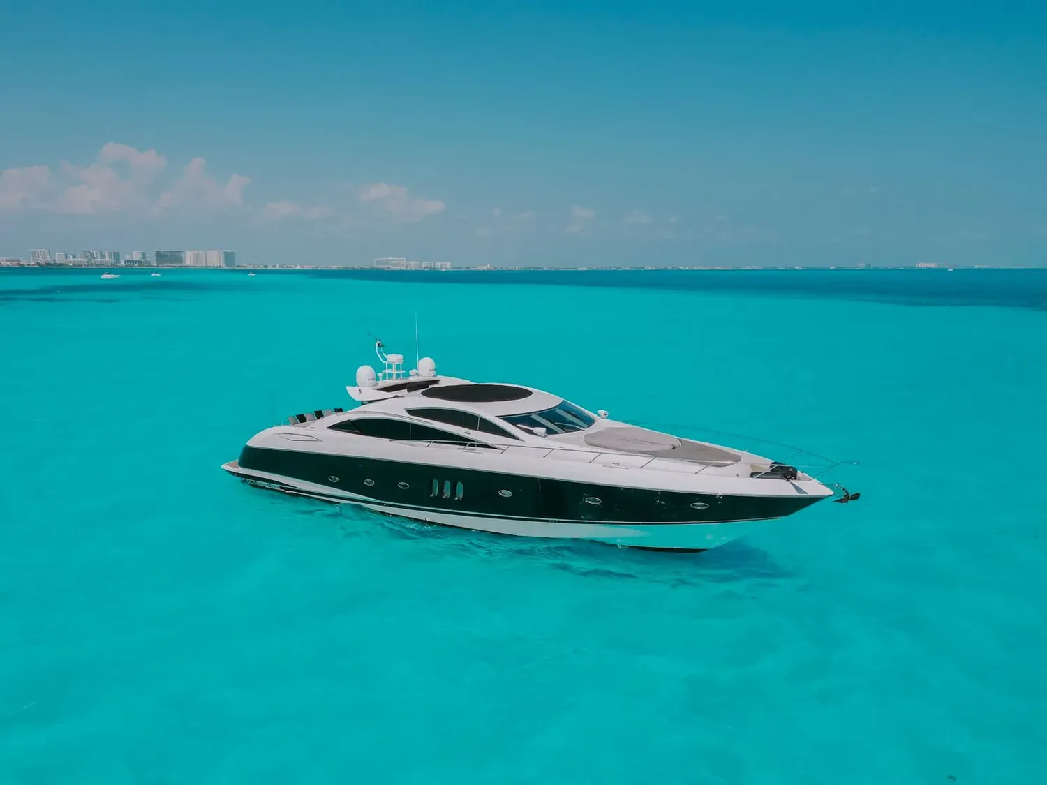 Sunseeker 82