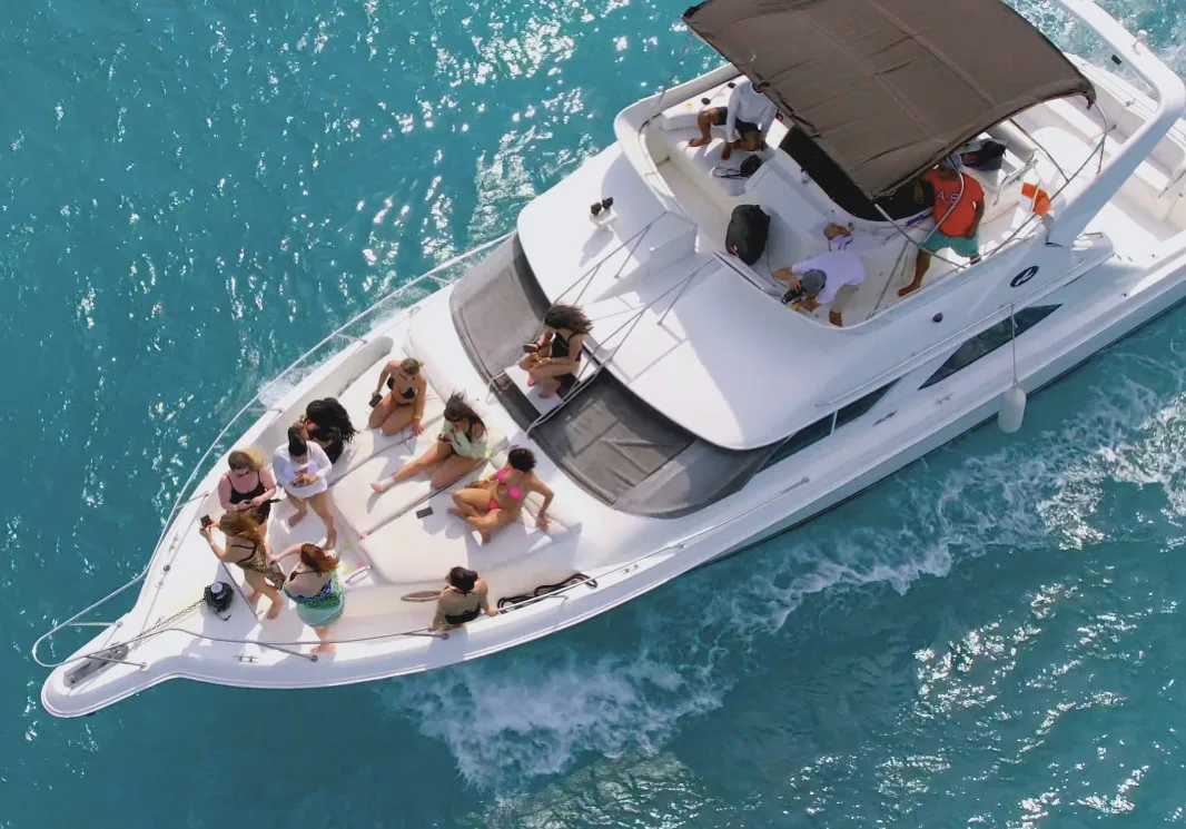 Sea Ray 46 Flybridge — photo 9