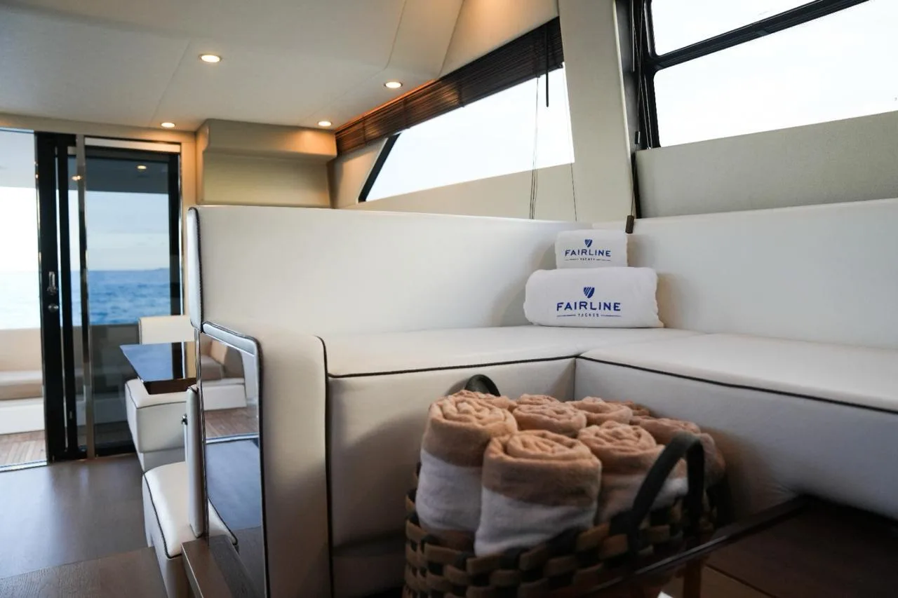 Fairline 50 — photo 2