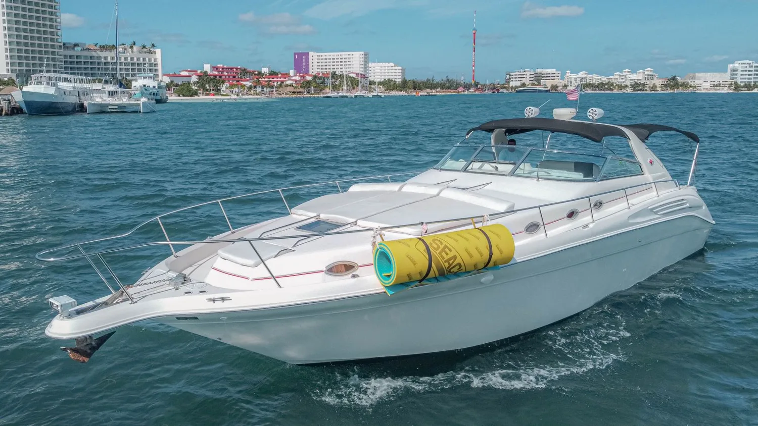 Sea Ray 50 — photo 4