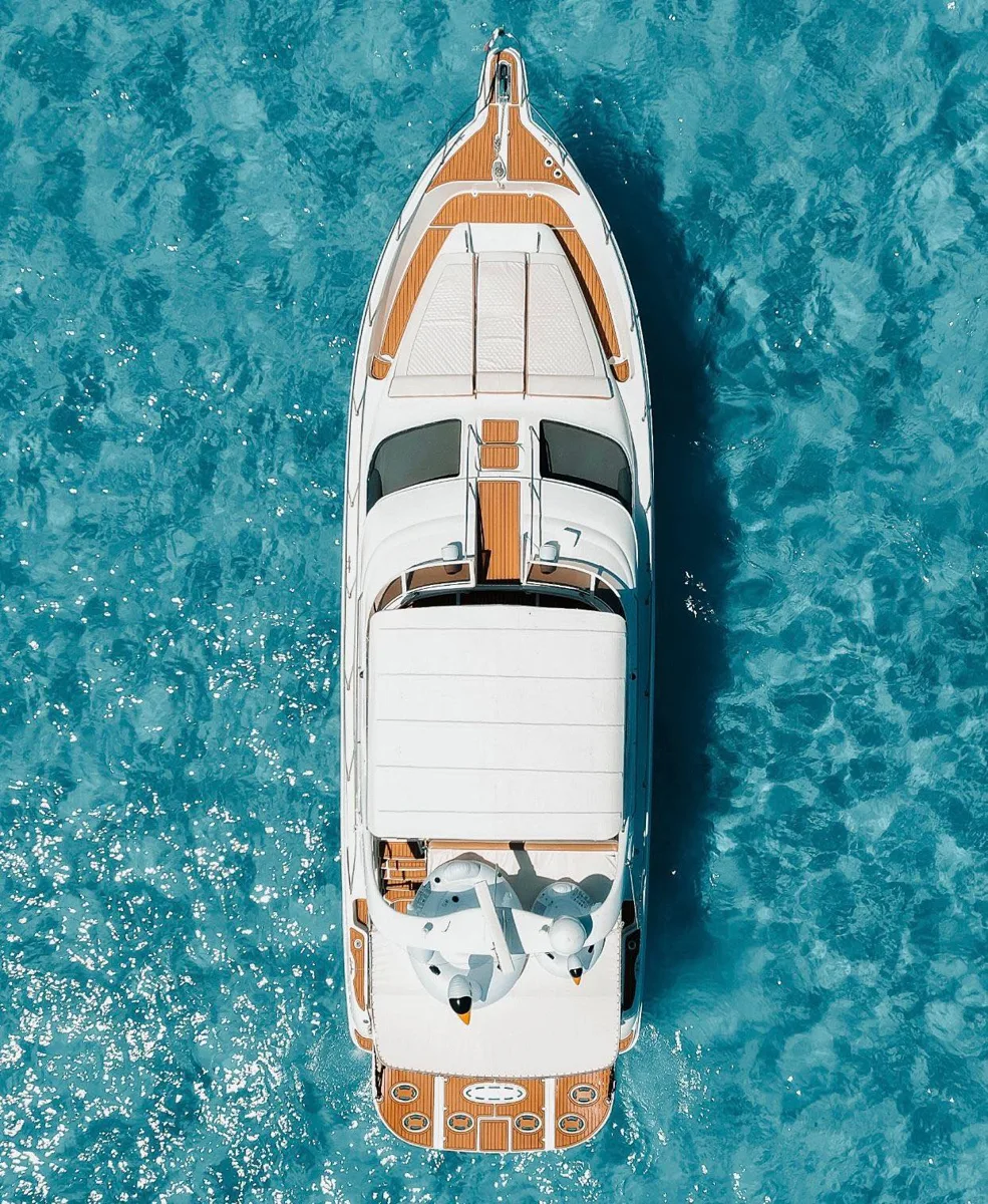 Sea Ray 50 Flybridge — photo 2