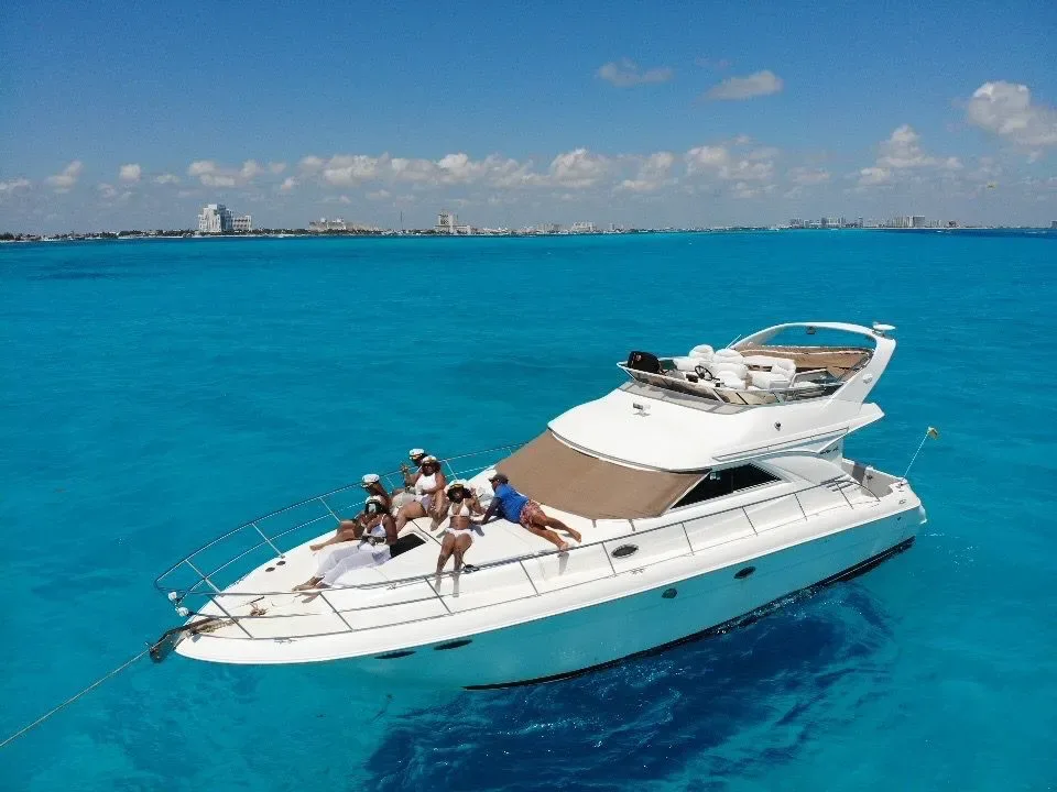 Sea Ray 46 Flybridge — photo 4