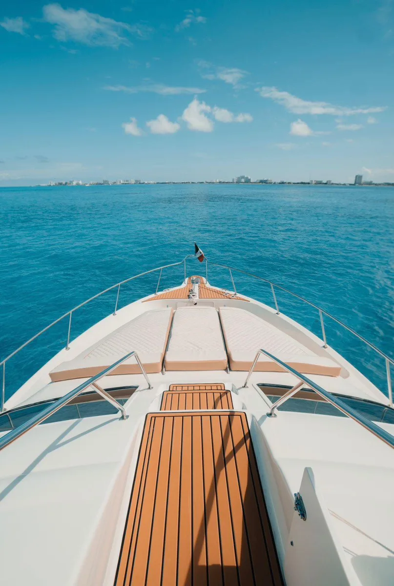 Sea Ray 50 Flybridge — photo 6