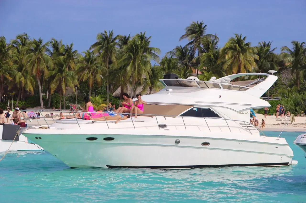 Sea Ray 46 Flybridge — photo 5