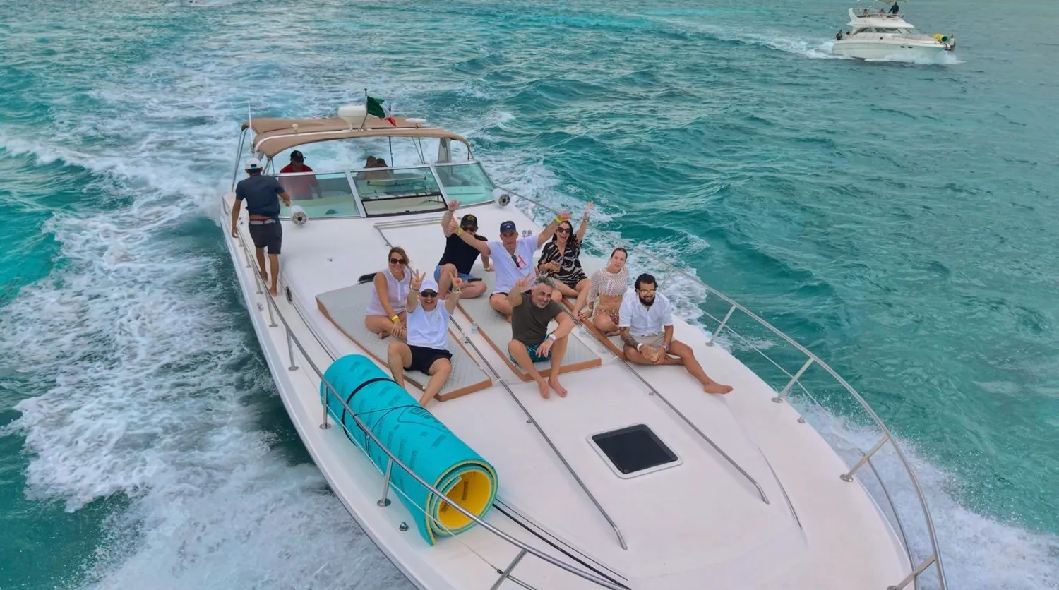 Sea Ray 50 — photo 13