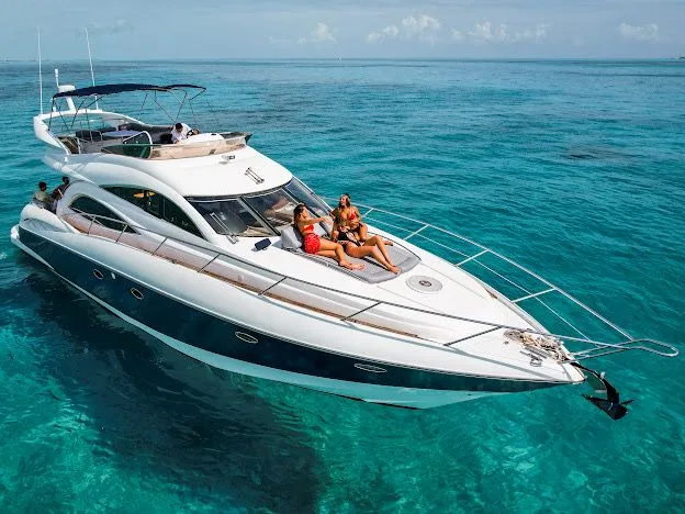 Azimut 65 Flybridge — photo 10