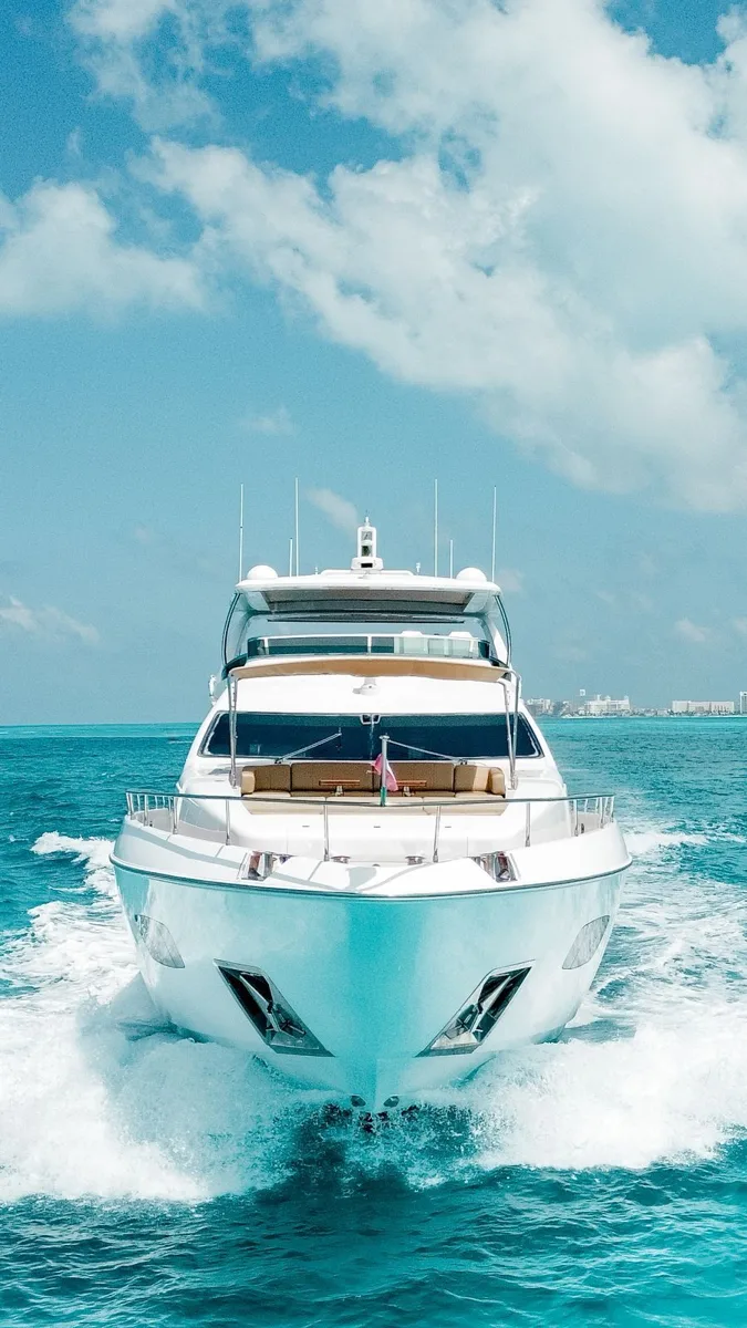 Azimut 100 — photo 4