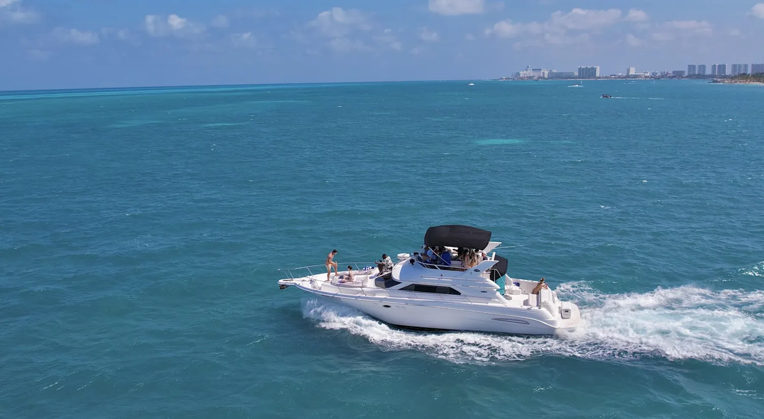 Sea Ray 46 Flybridge — photo 6
