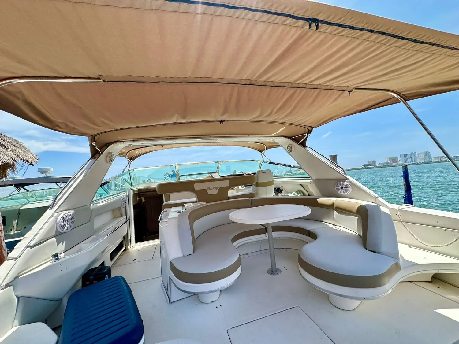 Sea Ray 50 — photo 6