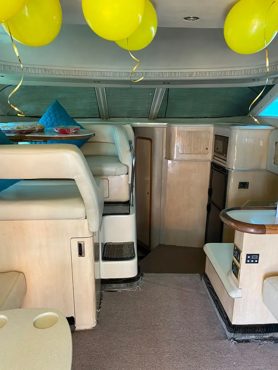 Sea Ray 46 Flybridge — photo 13