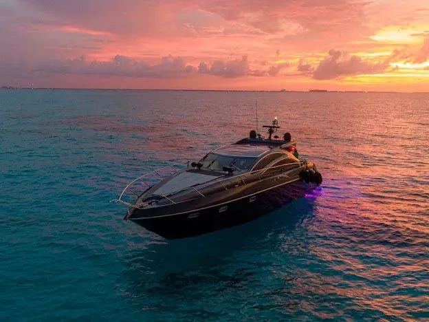 Sunseeker 64 — photo 8