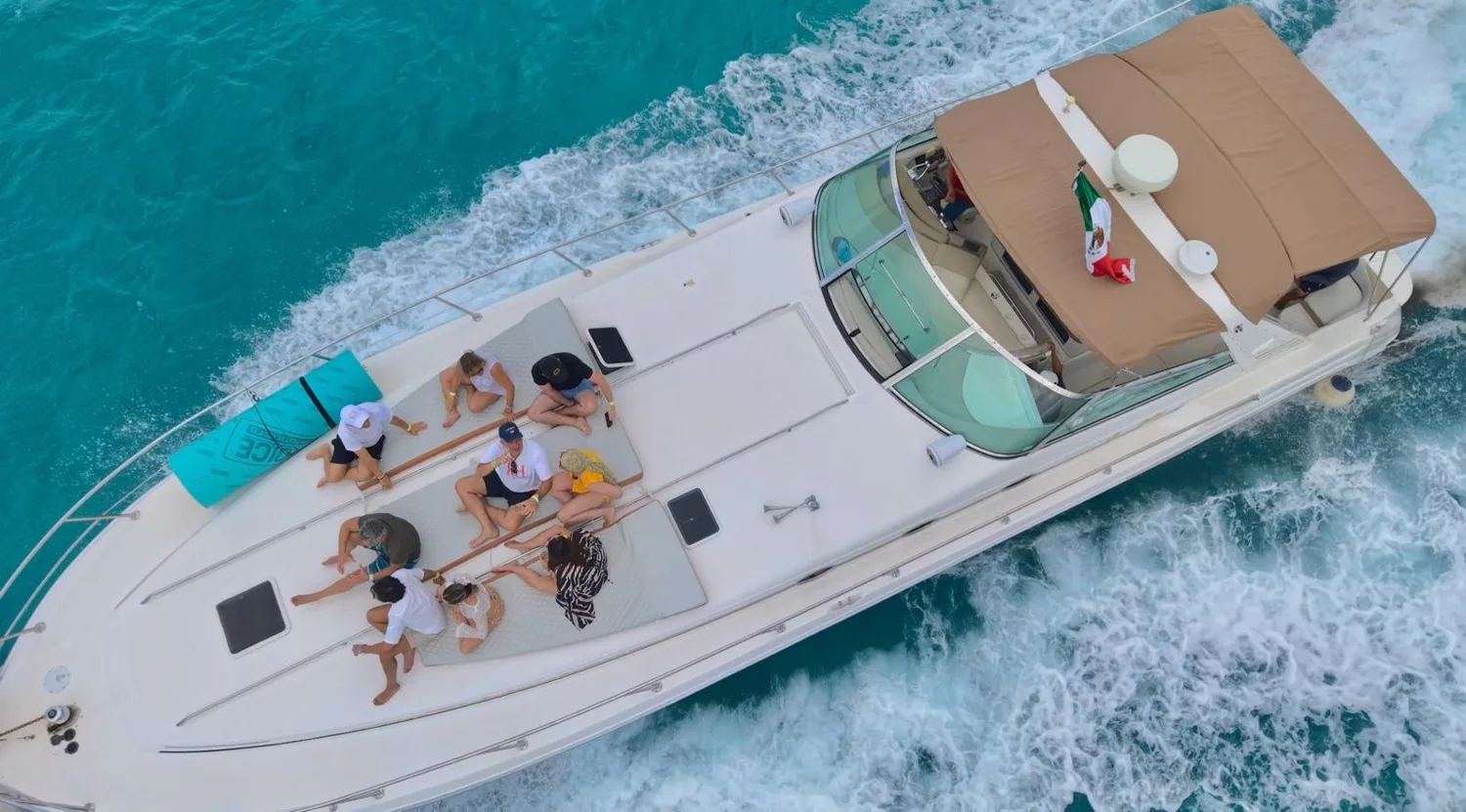 Sea Ray 50 — photo 12