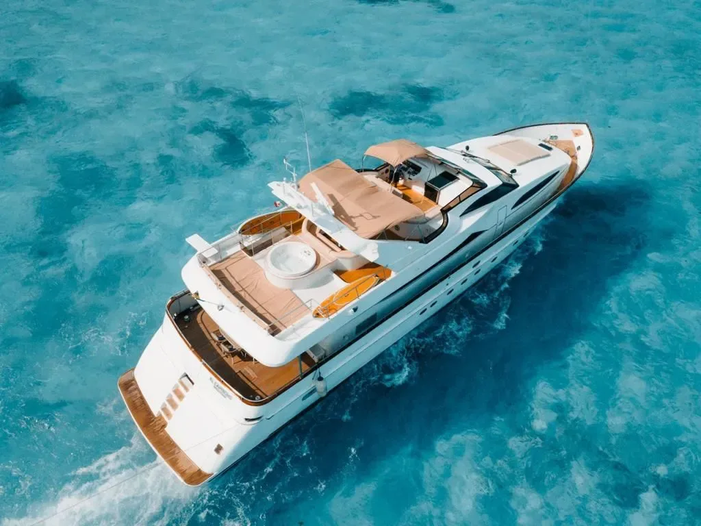 Azimut 100 Flybridge — photo 1