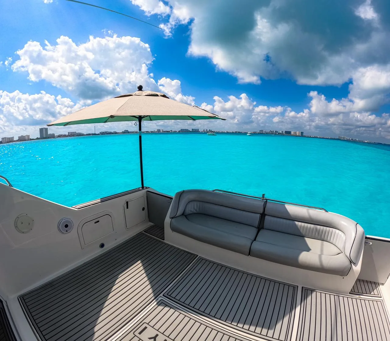 Sea Ray 50 Flybridge — photo 7