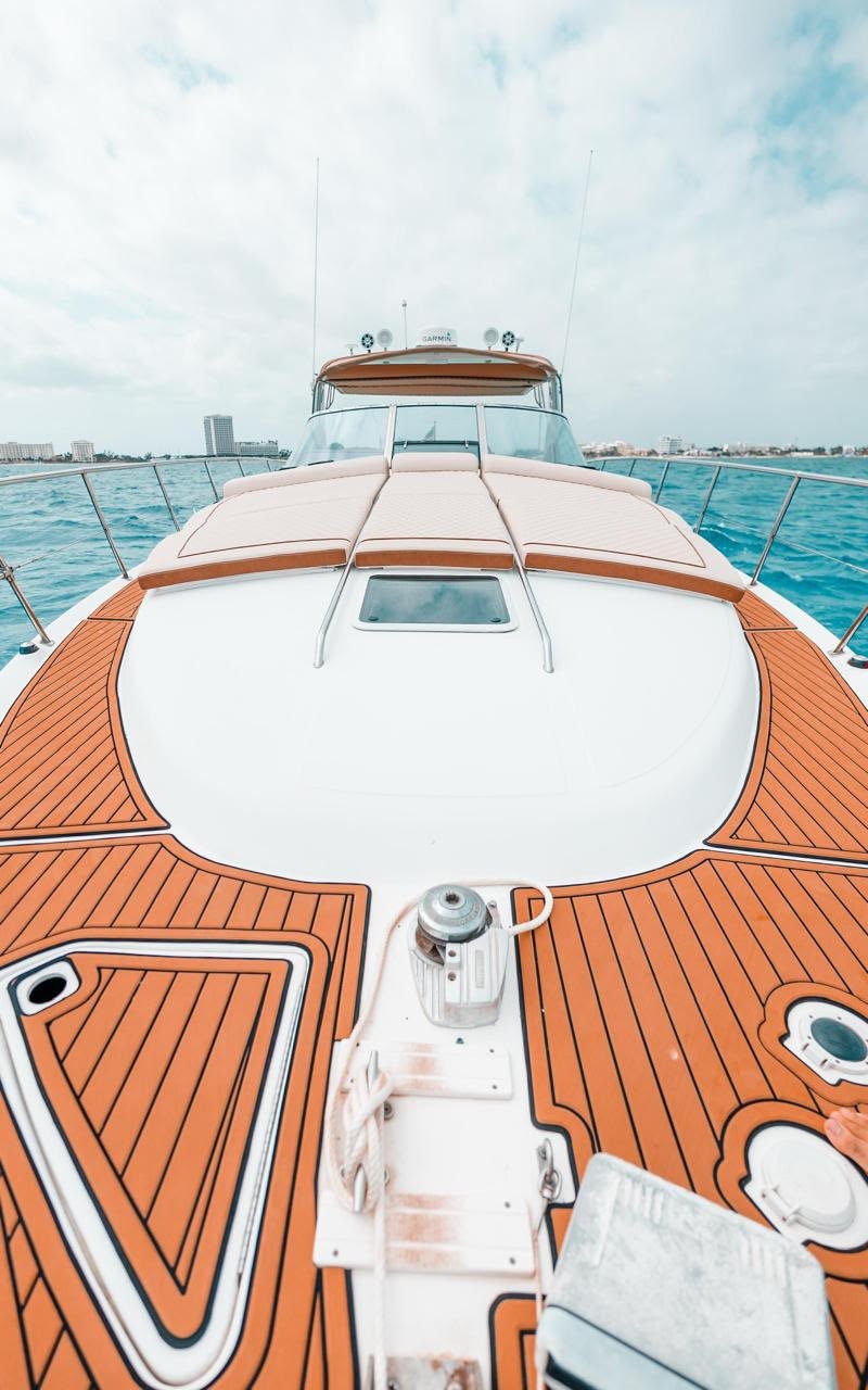Bow deck