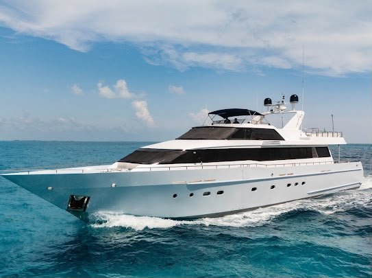 Perfil exterior — yate de 115 pies