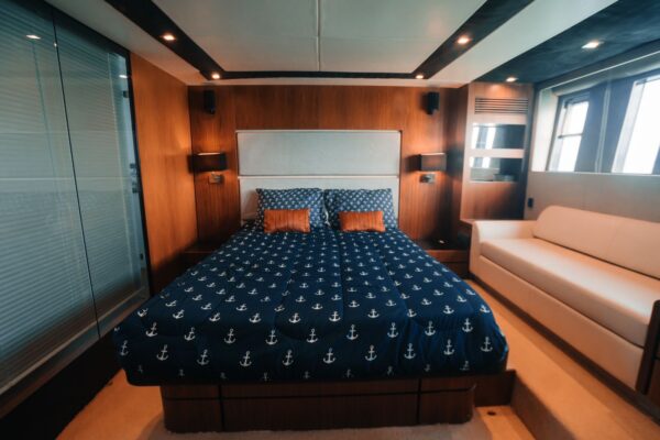 16.FAIRLINE 70 FT - Image 10