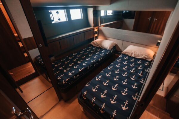 16.FAIRLINE 70 FT - Image 11