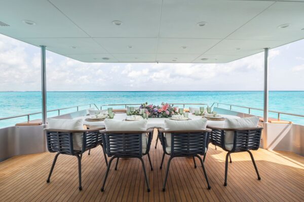 17. AVALON 115 FT - Image 3