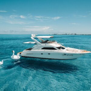 21. SEARAY Flybridge 55ft